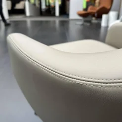 Vitra Relaxsessel|Sessel Repos Leder L50 Premium F Sand Beige Gestell Basic Dark Schwarz