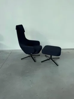 Vitra Relaxsessel|Sessel Repos Stoff Credo 08 Dunkelblau Schwarz Gestell Metall Basic Dark Pulverbeschichtet Inklusive Hocker