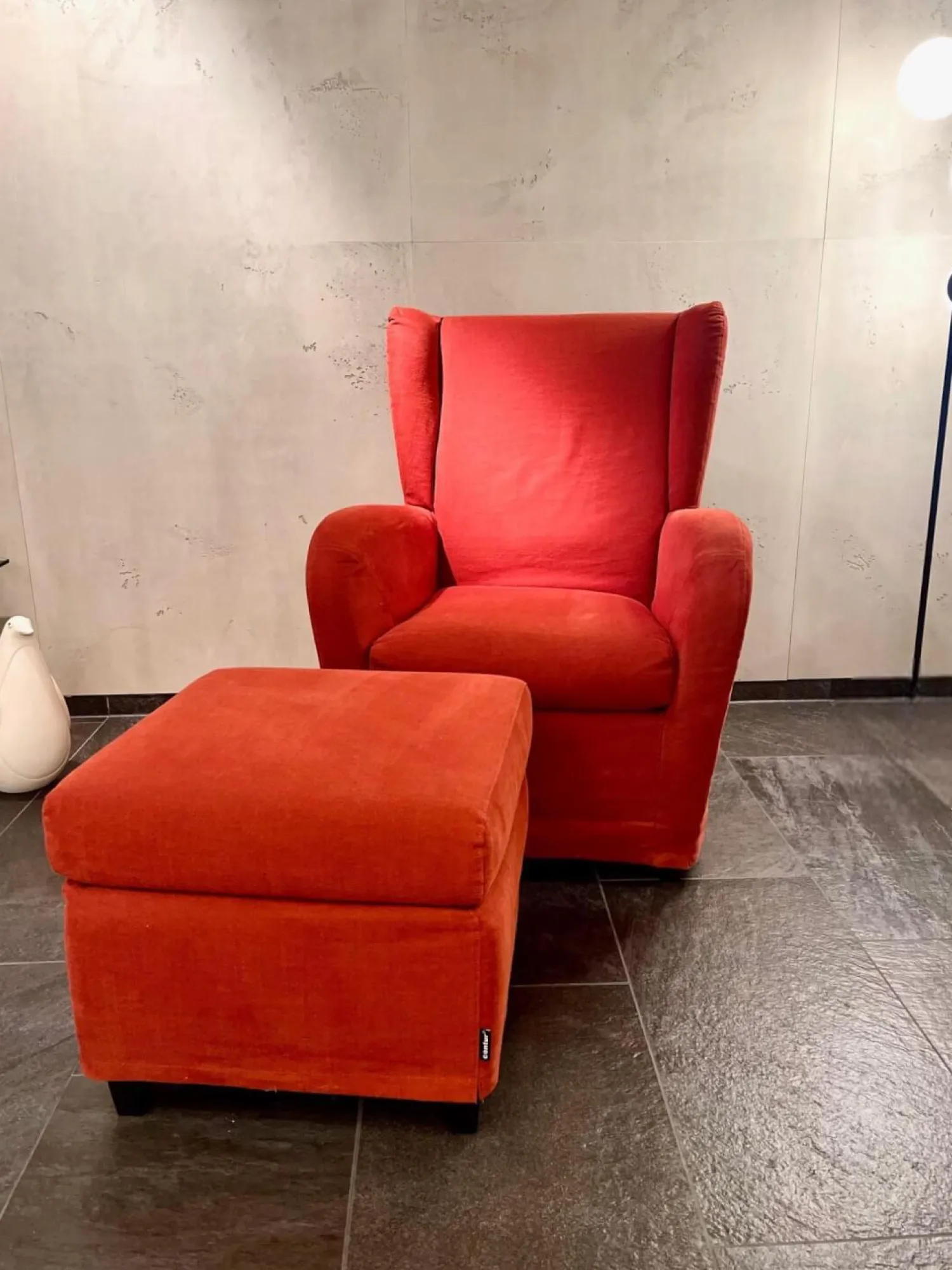 Contur Relaxsessel|Sessel Sergio Stoff Chenille Terracotta Rot Inklusive Hocker