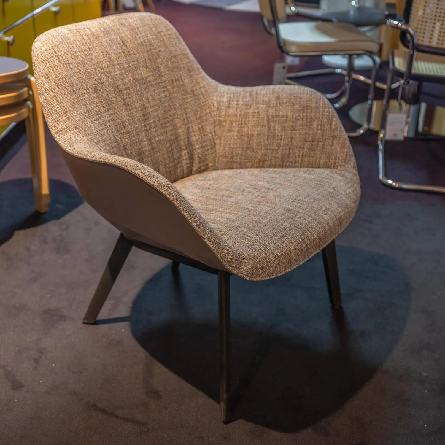 Walter Knoll Einzelstühle|Sessel Sheru Mit Armlehnen Bezug Innen Stof Sorel 7873 Grau Außen Leder Elen 1406 Taupe Grau 4 Bein Gestell Eiche Geflemmt