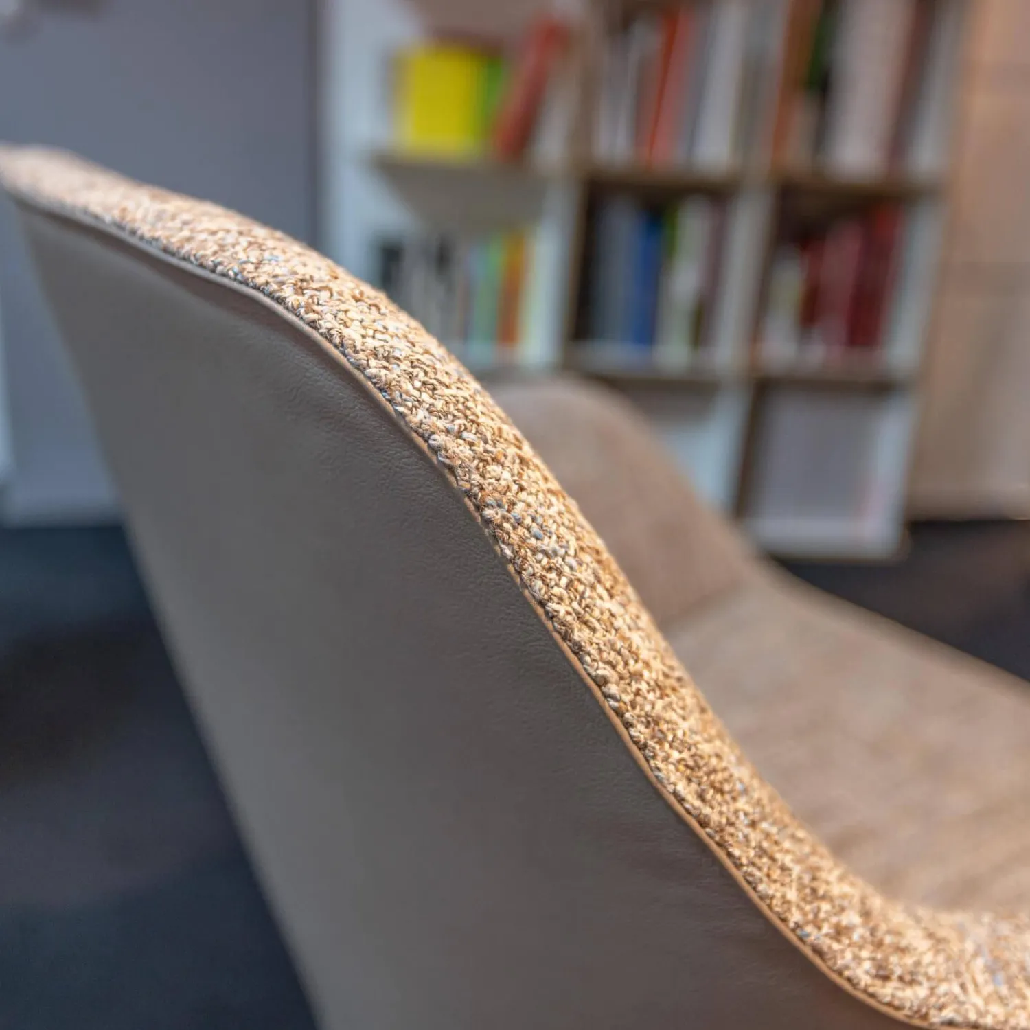 Walter Knoll Einzelstühle|Sessel Sheru Mit Armlehnen Bezug Innen Stof Sorel 7873 Grau Außen Leder Elen 1406 Taupe Grau 4 Bein Gestell Eiche Geflemmt