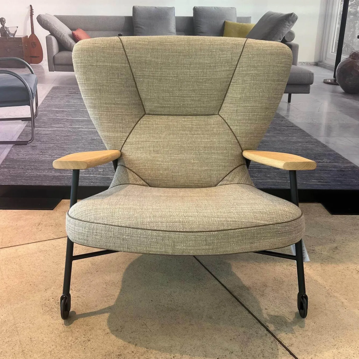Walter Knoll Fernsehsessel|Loungesessel|Sessel Shinzo Stoff Lucia 7695 Nutmeg Grau Braun Rücken Leder Saddle Khaki Braun Gestell Bronze Pulverbeschichtet Mit Hocker