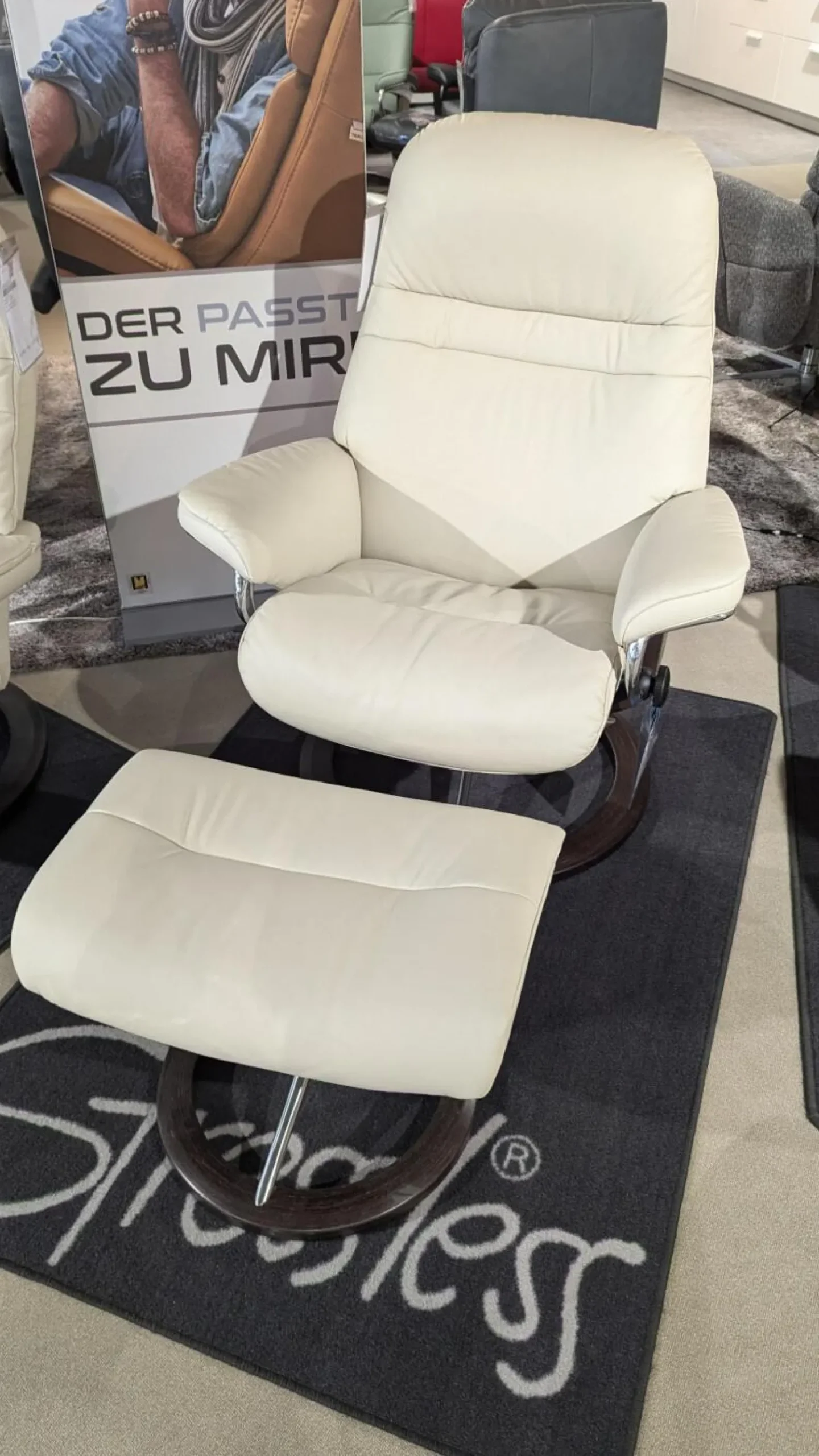 Stressless Relaxsessel|Sessel Sunrise M Leder Paloma Light Grey Grau Gestell Signature 40 Alu Poliert Holz Wenge Schwarz Mit Hocker
