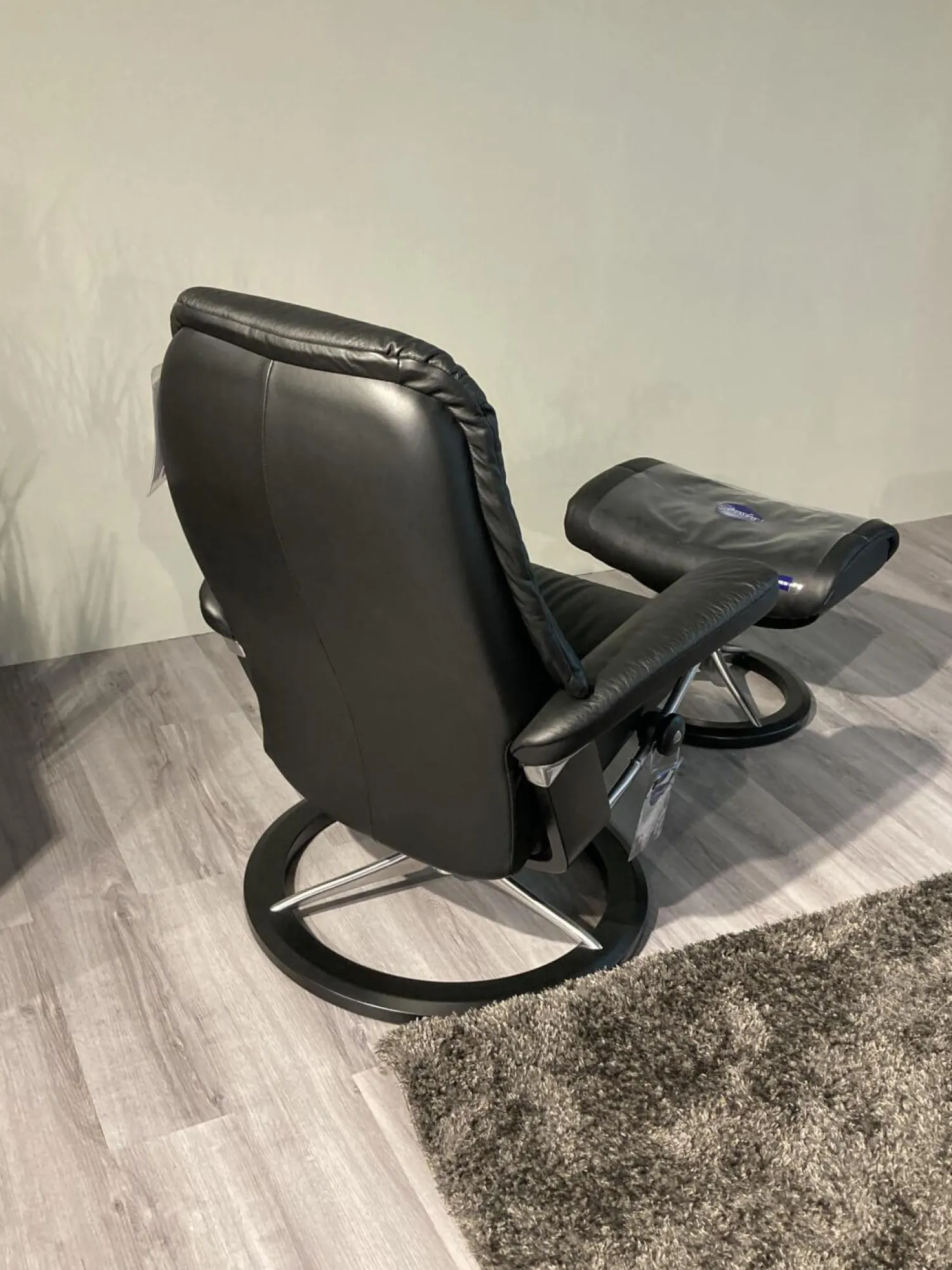 Stressless Relaxsessel|Sessel Sunrise S Leder Paloma Black Schwarz Gestell Signature 40 Alu Poliert Holzfarbe 05 Schwarz