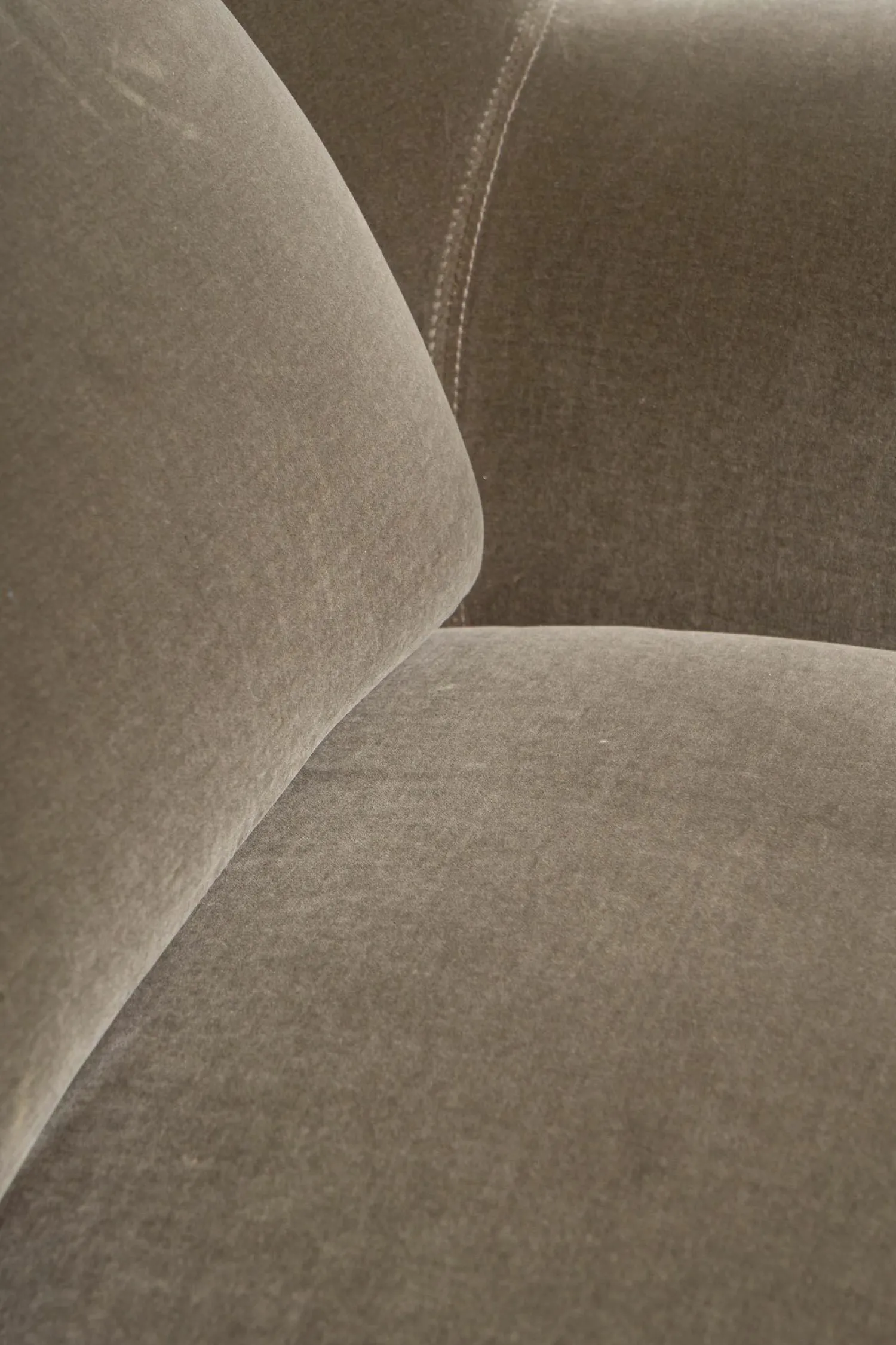 Fredericia Loungesessel|Sessel Swoon Stoff Harald 2 Schlammfarben 242 Cat. 2 Braun Gestell Eiche Lackiert