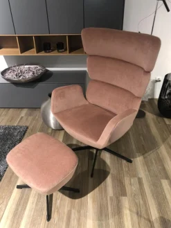 Conform Relaxsessel|Sessel Turtle Stoff Velvety 1456 32 Peach Rosa Drehgestell Schwarz Lackiert Mit Hocker Und Verstellbarer Lehne