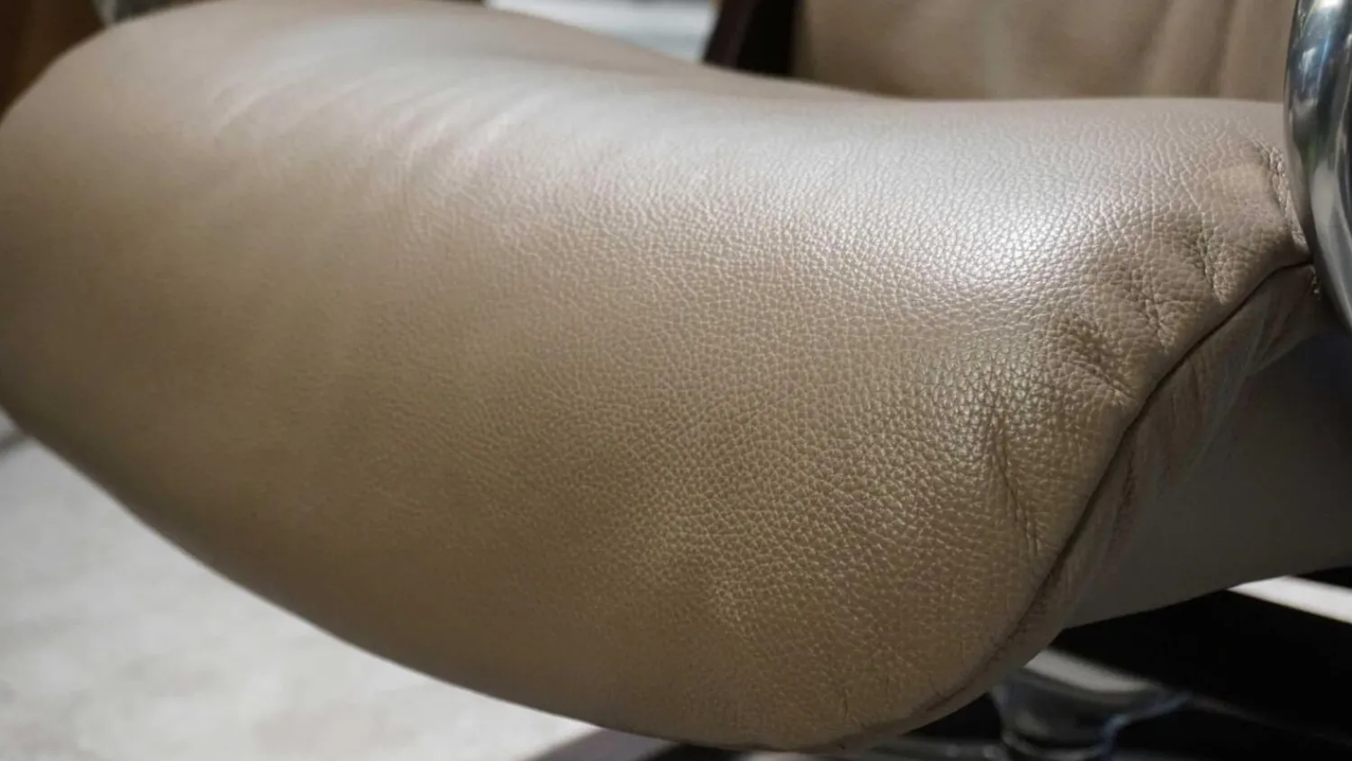 Stressless Relaxsessel|Sessel View M Leder Cori 91 Mole 09 Signature Gestell Wenge mit Hocker