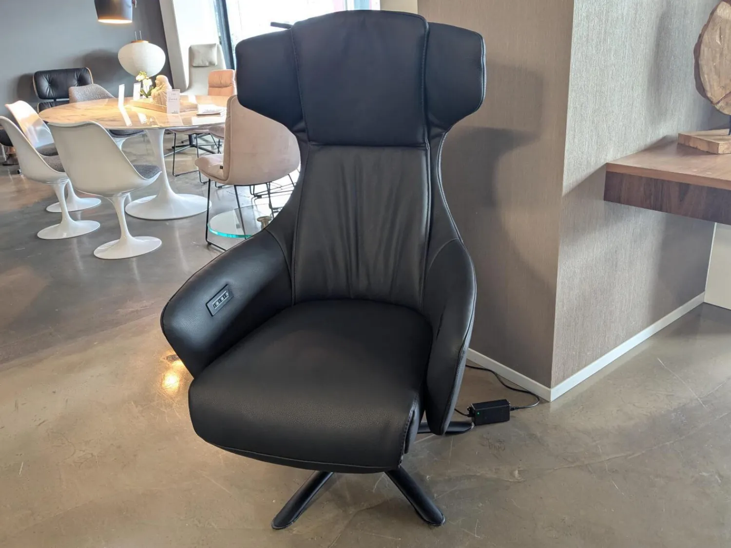 WK Wohnen Relaxsessel|Sessel WK687 Bosso 7321 Leder Dino Schwarz mit motorischen Funktionen