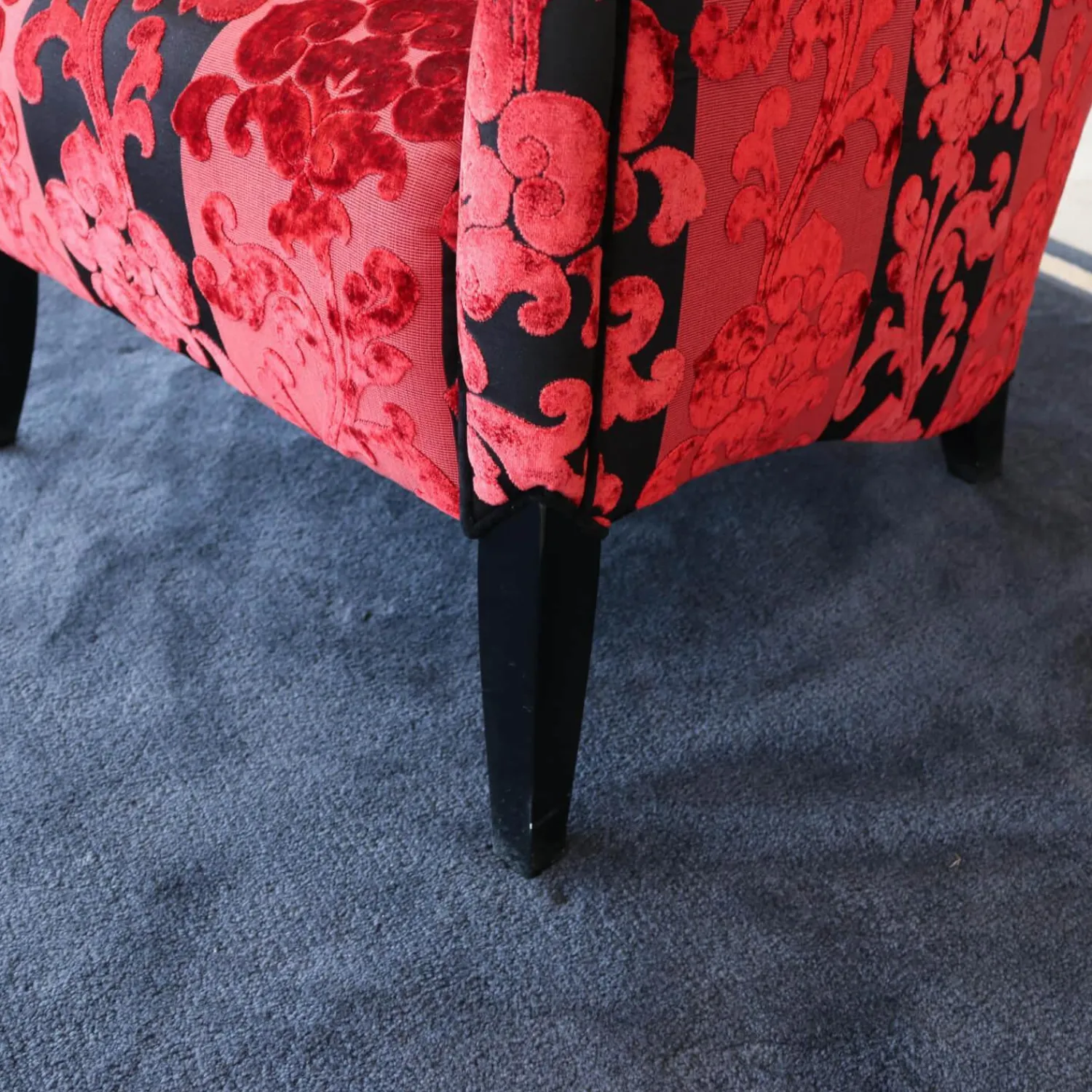 Finkeldei Relaxsessel|Sichtholzsessel Merkur 343 Sonderstoff Jab Anstotz Rot Schwarz