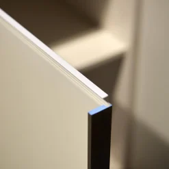 Kettnaker Kommoden & Sideboards|Sideboard Alea Lack Weiß Front Und Abdeckplatte Glas Matt Weiß Griffe Alu Matt