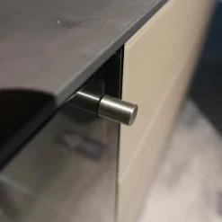 Hartmann Kommoden & Sideboards|Sideboard Alva Kernbirke Massiv Harmaa Mit Vitrinen Beleuchtung Kufen 3110W 1191 Schwarz