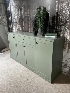 IRO Kommoden & Sideboards|Sideboard Caseda Lack Schilfgrün Griffe Schwarz Matt