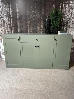 IRO Kommoden & Sideboards|Sideboard Caseda Lack Schilfgrün Griffe Schwarz Matt
