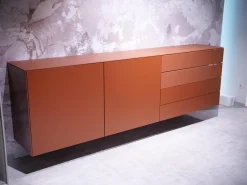 Sudbrock Kommoden & Sideboards|Sideboard Cubo Glattlack Ziegelrot Rot Mit Glasplatte Gefrostet