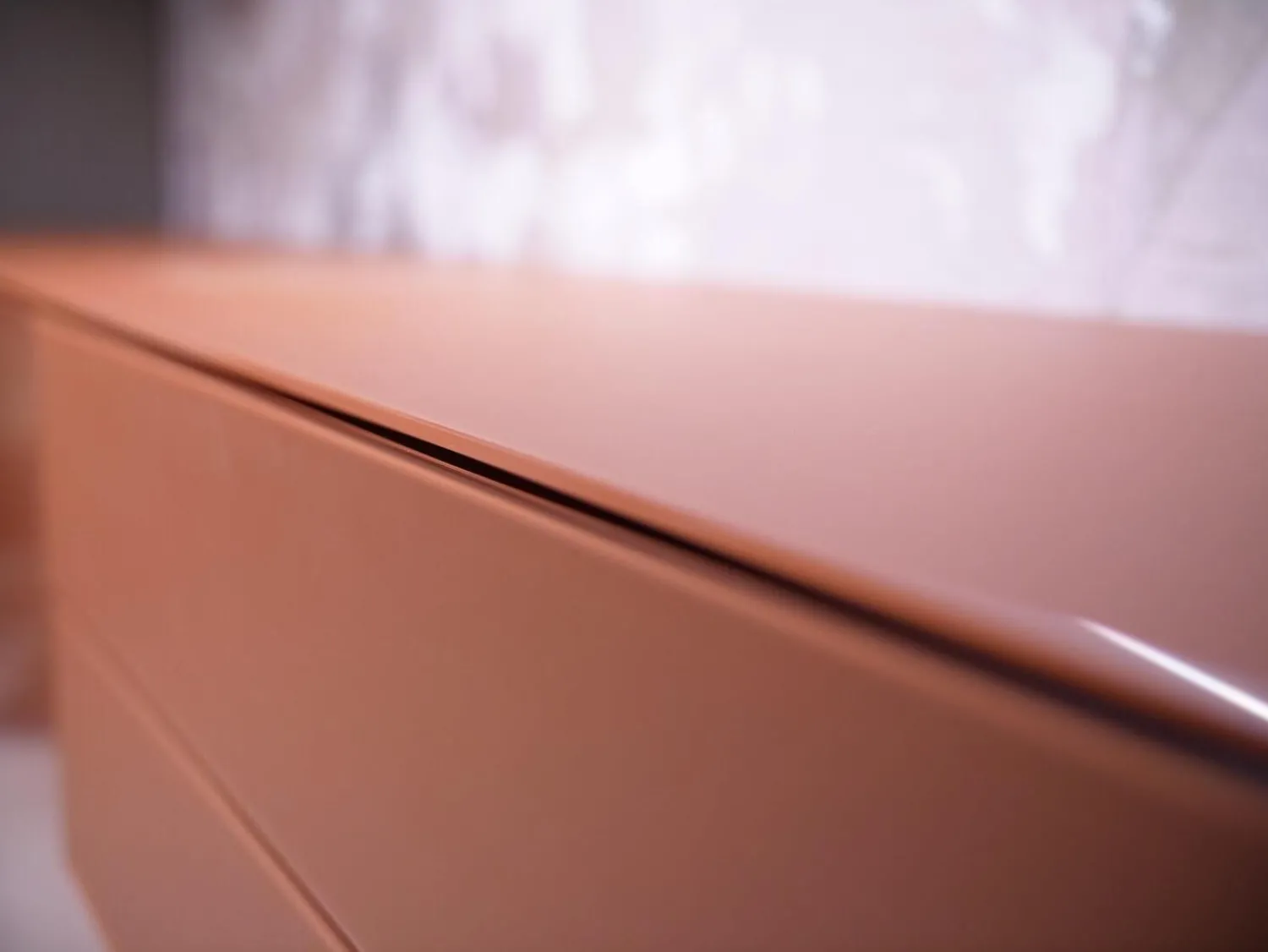 Sudbrock Kommoden & Sideboards|Sideboard Cubo Glattlack Ziegelrot Rot Mit Glasplatte Gefrostet