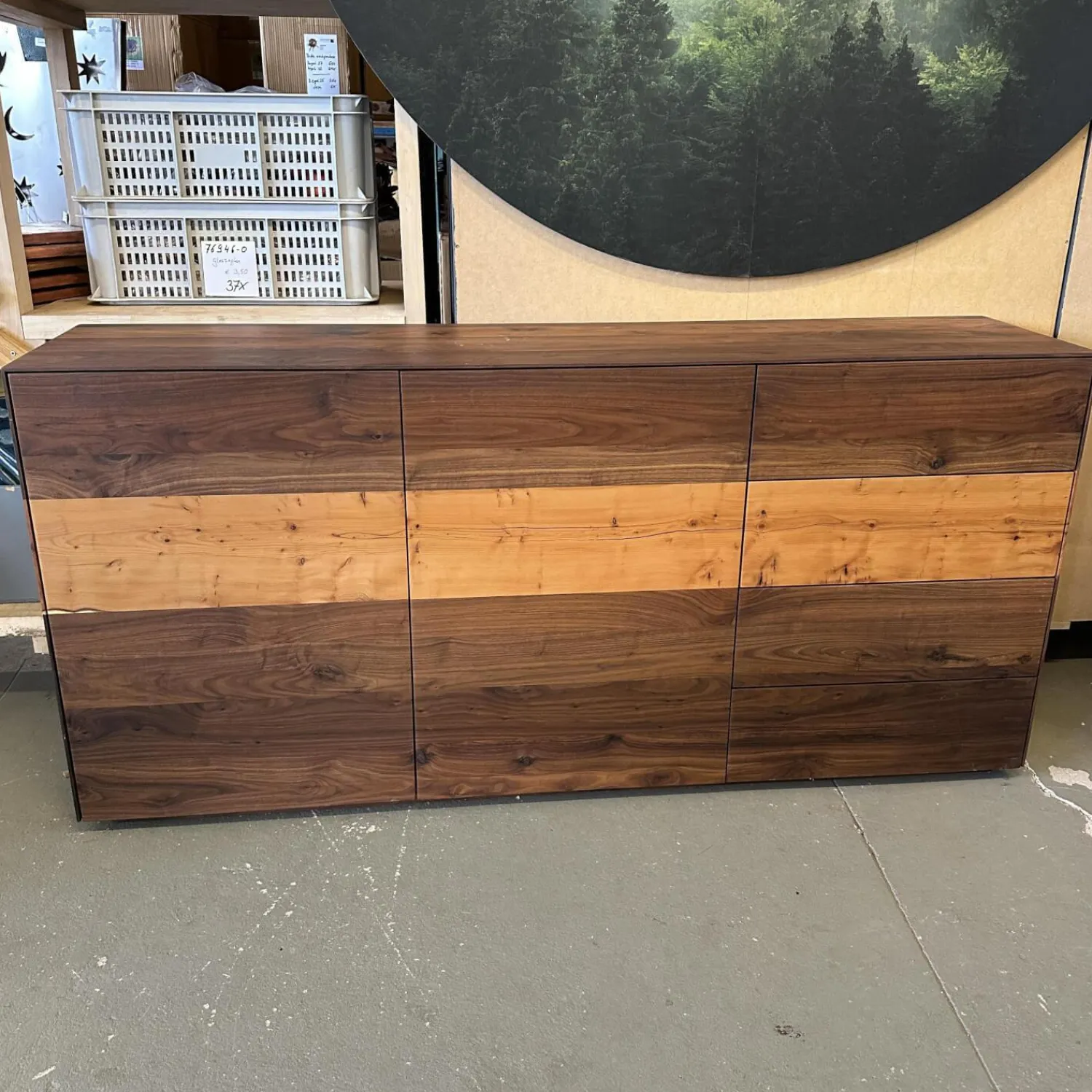 Scholtissek Kommoden & Sideboards|Sideboard Farn Astiger Nussbaum Natur Geölt Innen Birke Mit Einlage Rundum Eibe