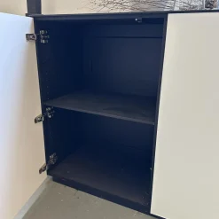 Scholtissek Kommoden & Sideboards|Sideboard Farn Front Glas 9010 Weiss Matt Außen Und Innern Schwarz Matt