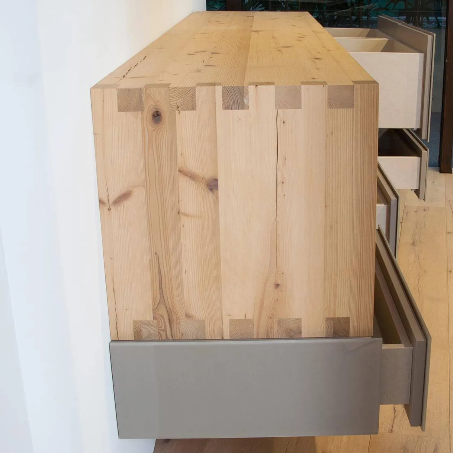 Forcher Kommoden & Sideboards|Sideboard Fineline Fichte Altholz Bianco Glas Farbe 408 Terra