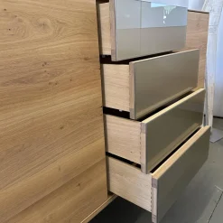 Scholtissek Kommoden & Sideboards|Sideboard Fira Knorrige Eiche Puro Geölt Glas MO 137 Platin Glänzend Grau