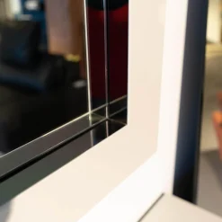 Christine Kröncke Kommoden & Sideboards|Sideboard GAP 23LI Lack Pearl Matt Sockel Spiegelschichtstoff Chrom Glänzen mit Spiegel