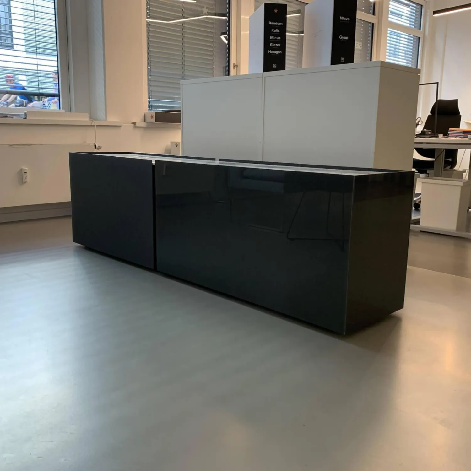 Interlübke Kommoden & Sideboards|Sideboard Jorel Glas Anthrazit Abdeckplatte Marmor Arabescato