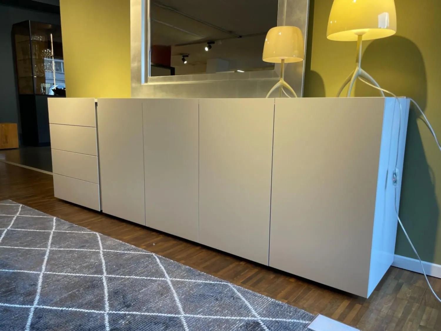 Interlübke Kommoden & Sideboards|Sideboard Jorel Lack M14 Platin Grau Abdeckplatte Glas Matt Platin Grau