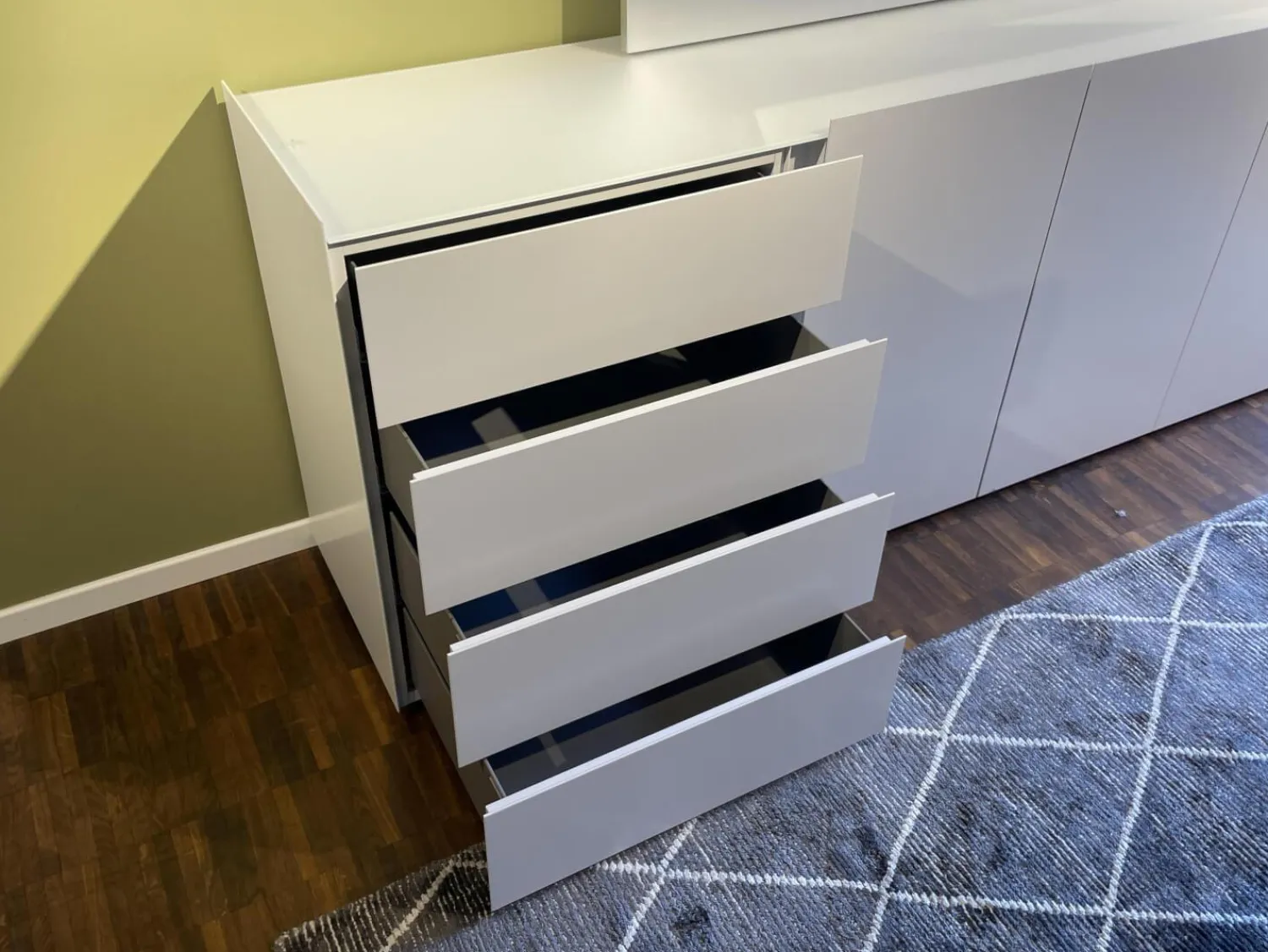 Interlübke Kommoden & Sideboards|Sideboard Jorel Lack M14 Platin Grau Abdeckplatte Glas Matt Platin Grau