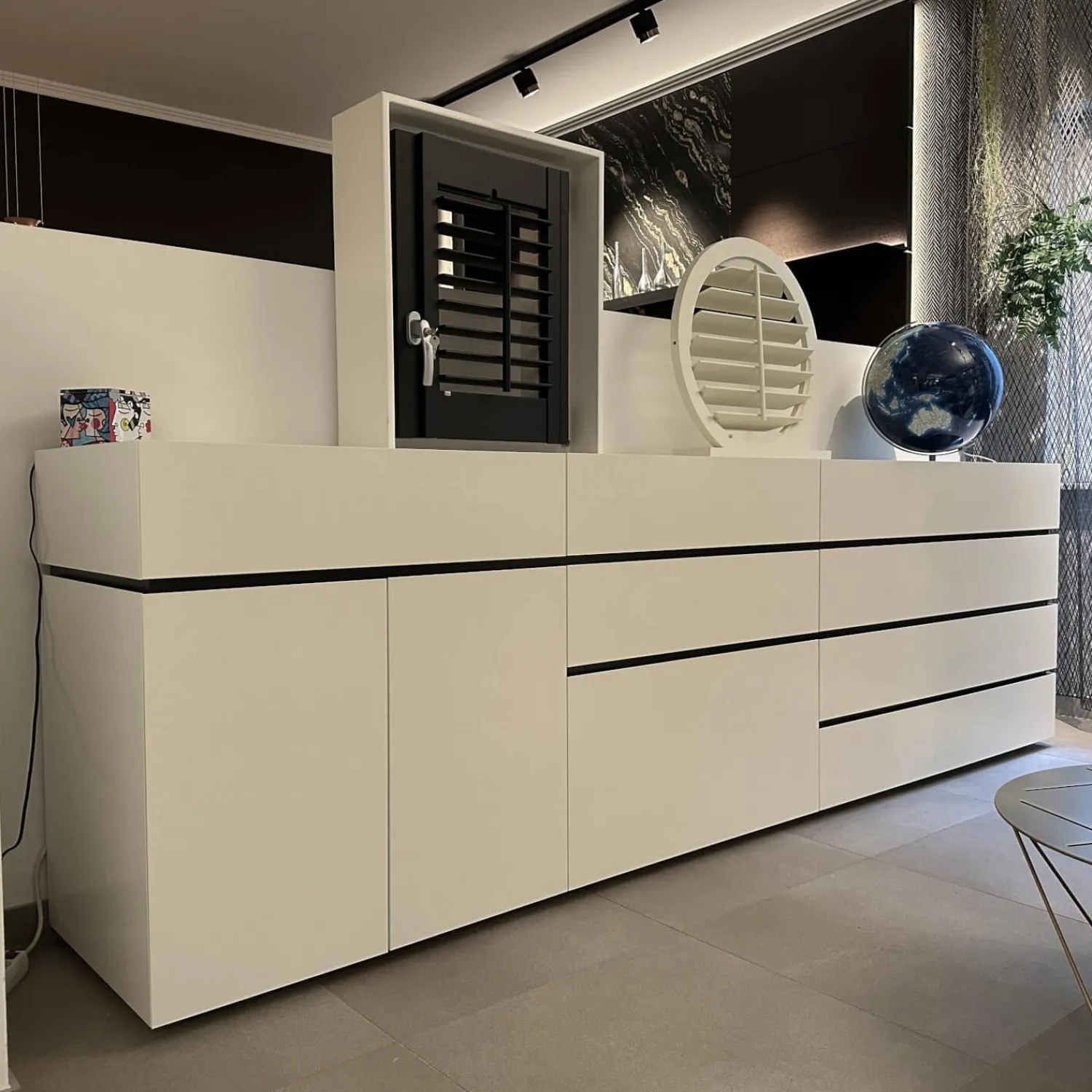 Interlübke Kommoden & Sideboards|Sideboard Just Cube Bold Front Lack Weiß Korpus Lack Anthrazit