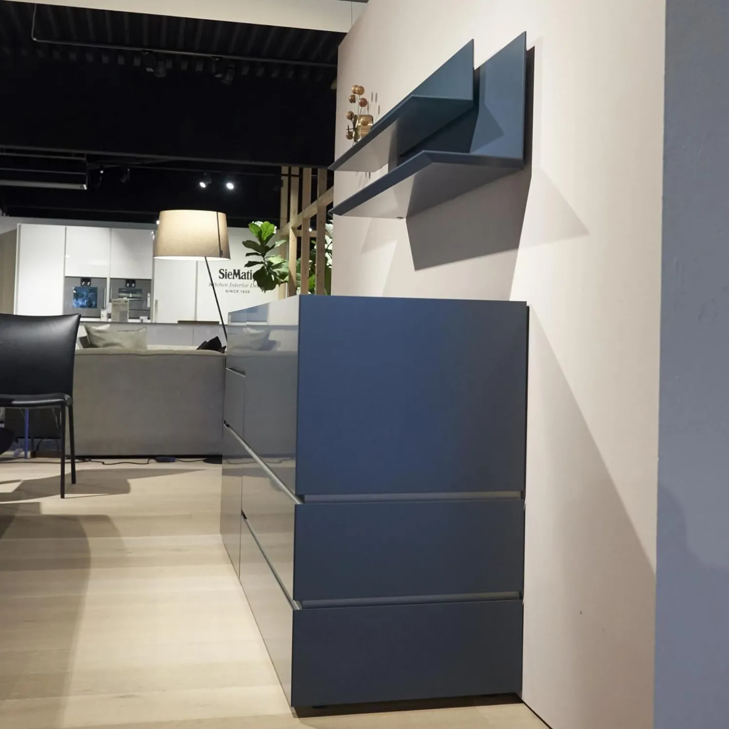 Interlübke Kommoden & Sideboards|Sideboard Just Cube Bold Lack Atlantic M82 Blau Und Winkelregalkombination Lilu Lack Atlantic M82 Blau