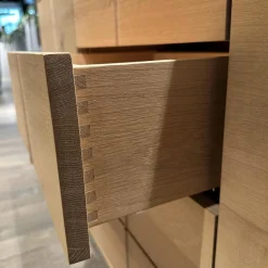 Scholtissek Kommoden & Sideboards|Sideboard Lina Knorrige Eiche Geölt Sockel Weiß