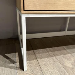 Scholtissek Kommoden & Sideboards|Sideboard Lina Knorrige Eiche Geölt Sockel Weiß