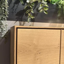 Scholtissek Kommoden & Sideboards|Sideboard Lina Knorrige Eiche Geölt Sockel Weiß