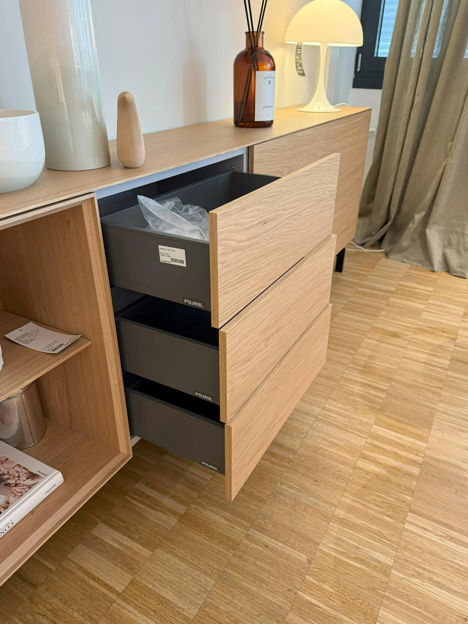 Piure Kommoden & Sideboards|Sideboard Nex Eiche mit 2 Drehtüren Innen P51 Cool Grey