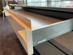 Piure Kommoden & Sideboards|Sideboard Nex MDF Grau Hochglanz Füße Dunkelgrau