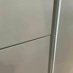 Interlübke Kommoden & Sideboards|Sideboard Raumteiler Jorel Lack Kristallweiß Abdeckplatte Eiche Dunkel