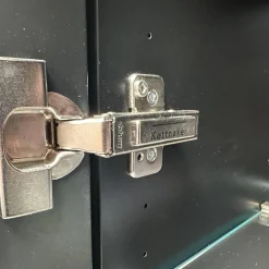 Kettnaker Kommoden & Sideboards|Sideboard Soma Korpus Lack Schwarz Matt Gittergestell Metall Schwarz Abdeckplatte Grau Spiegel Matt