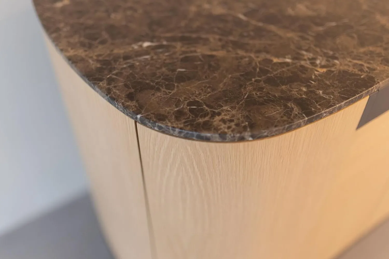 B&B Italia Kommoden & Sideboards|Sideboard Tesaurus Front Eiche Hell Innen Ahorn Frise Abdeckplatte Marmor Emperador Grau