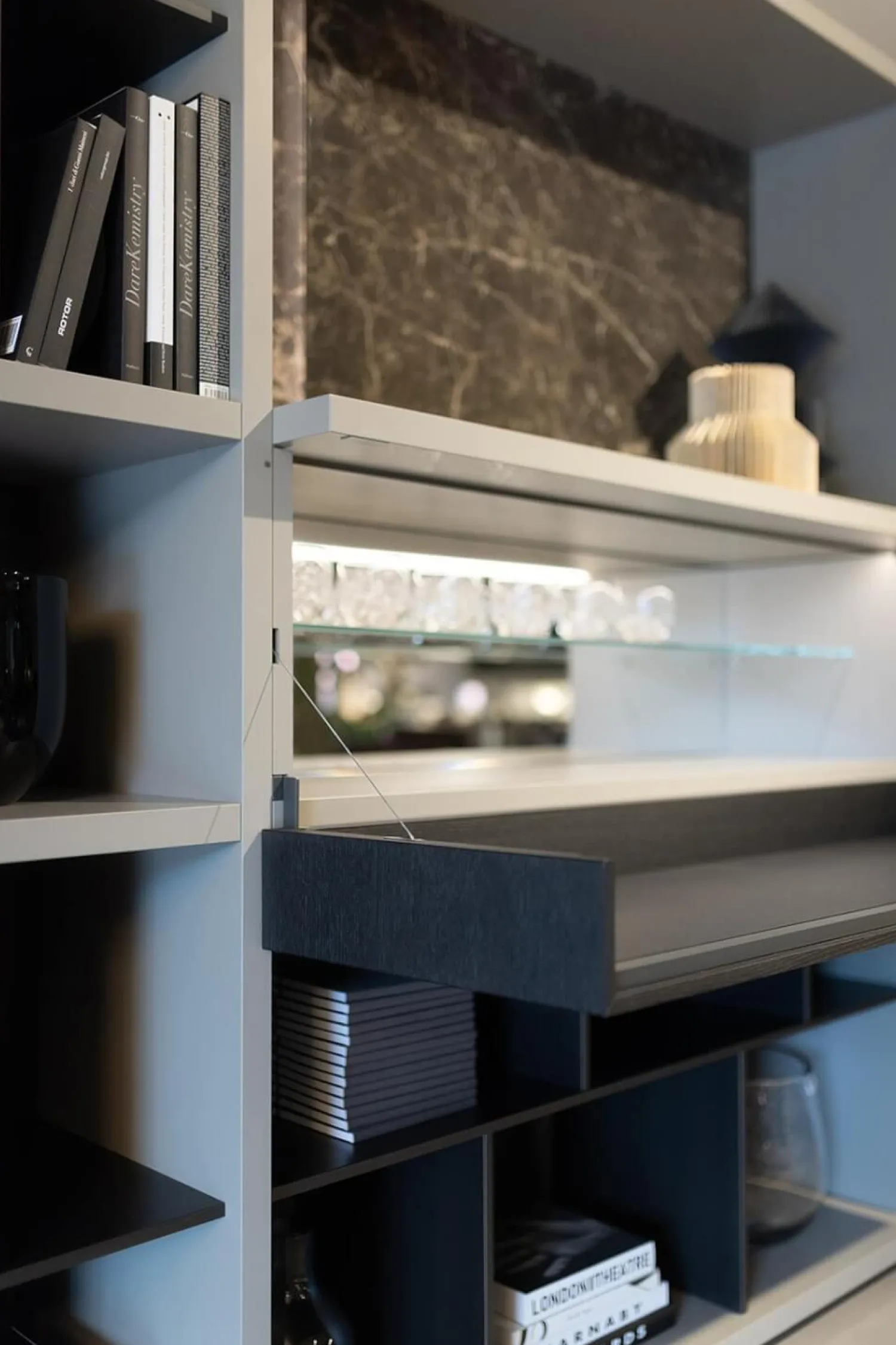 Poliform Wohnwände & Tv-Lowboards|Sideboard Wall System Korpus Lack Matt Arena Grau Rückwand Und Gittereinsätze Metallisch Lackiert Bronze