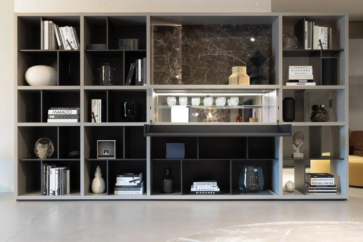 Poliform Wohnwände & Tv-Lowboards|Sideboard Wall System Korpus Lack Matt Arena Grau Rückwand Und Gittereinsätze Metallisch Lackiert Bronze