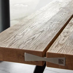 Scholtissek Bänke|Sitzbank Talio Knorrige Eiche Rustiko Geölt Inklusive Mittelfuge Harz Ausgegossen Gestell Edelstahl Schwalben Schwarz