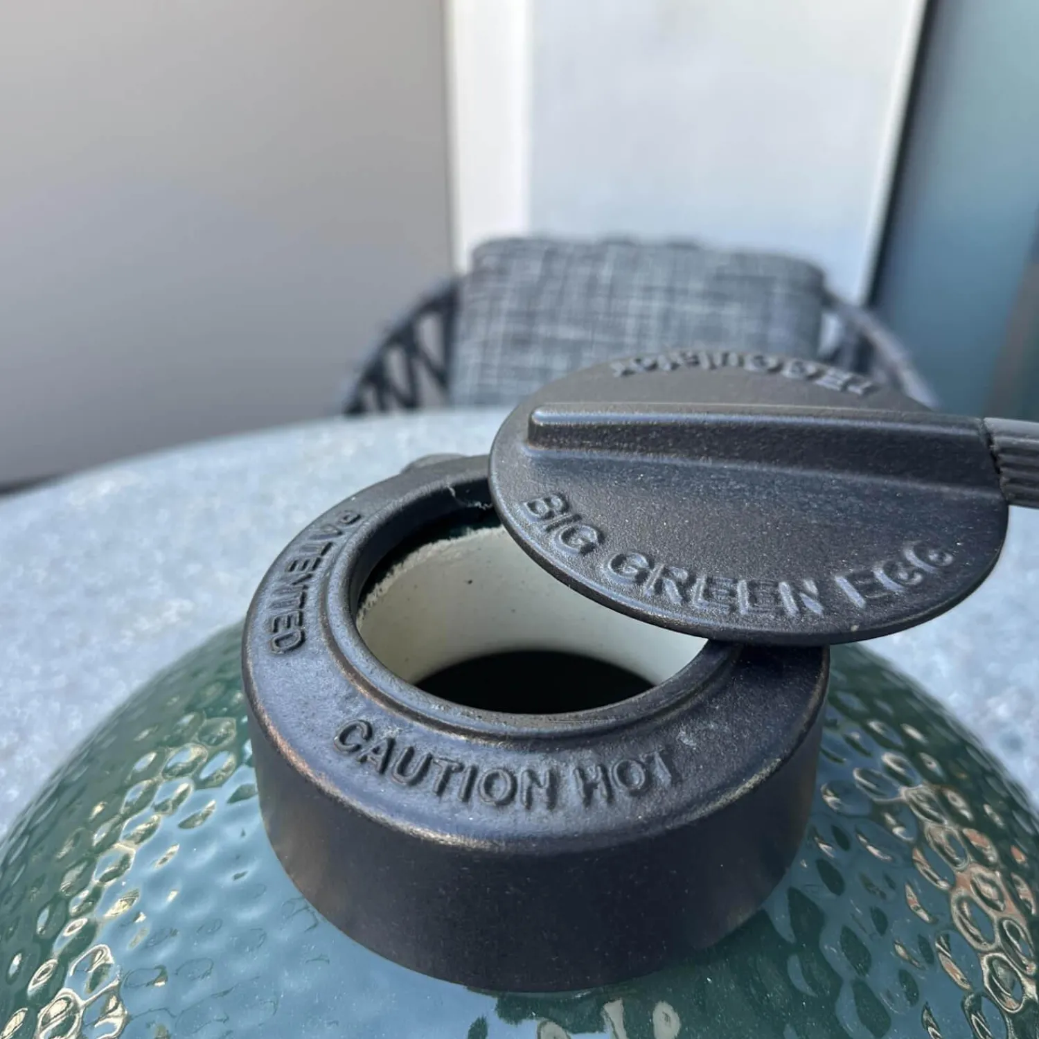 B&B Italia Essgruppen|Sitzgruppe Tisch Basket BC07 Porfido Verde Schwarz Grau Schwarz Stuhl Erica Geflecht Anthrazit Gestell Anthrazit Mit Grilltisch Bundle