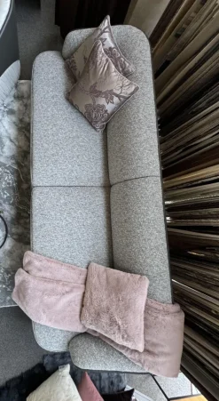 Rubelli Casa 2-Sitzer-Sofas|Sofa 260 Lago Stoff Grau Rücken Leder Schwarz Füße Schwarz