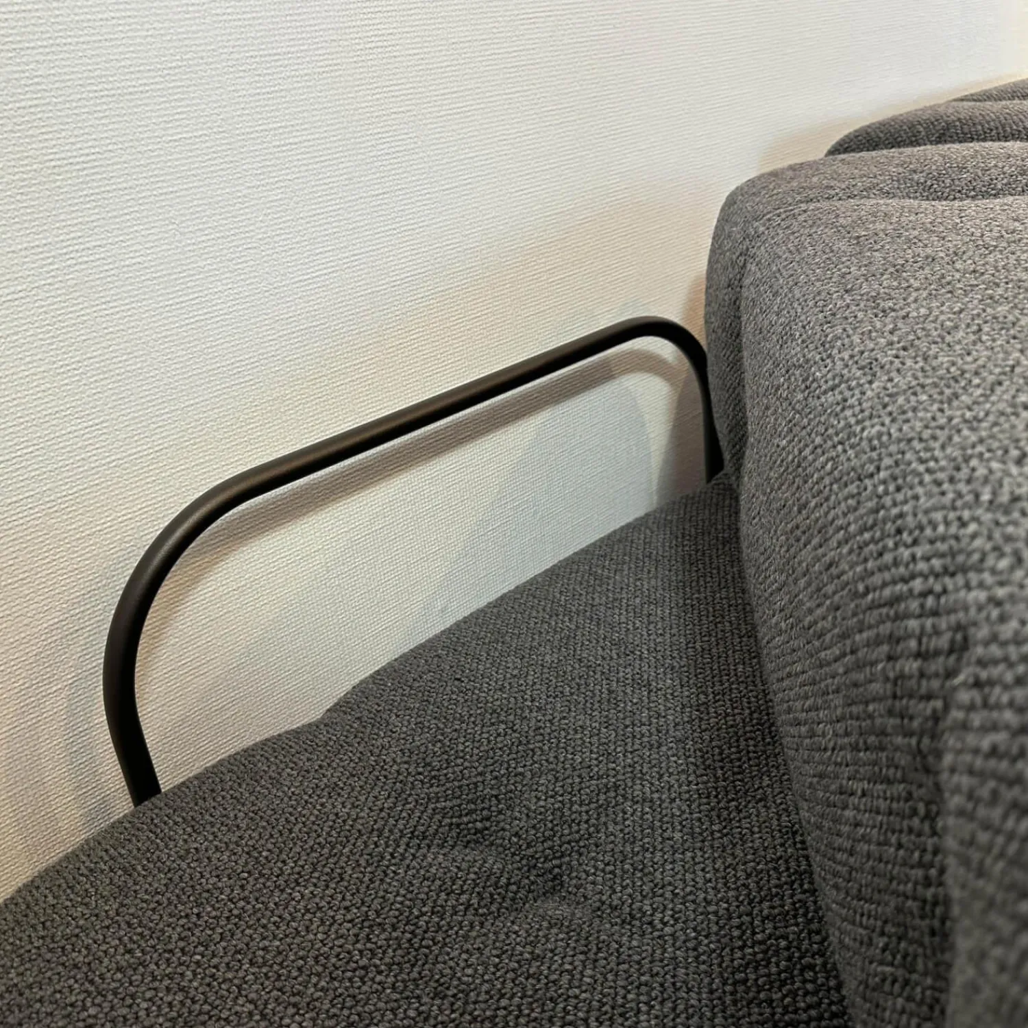 Wittmann Schlafsofas|Sofa Atrium Stoff Spellbound Silver Mist 093 Grau Füße Schwarz Mit Schlaffunktion