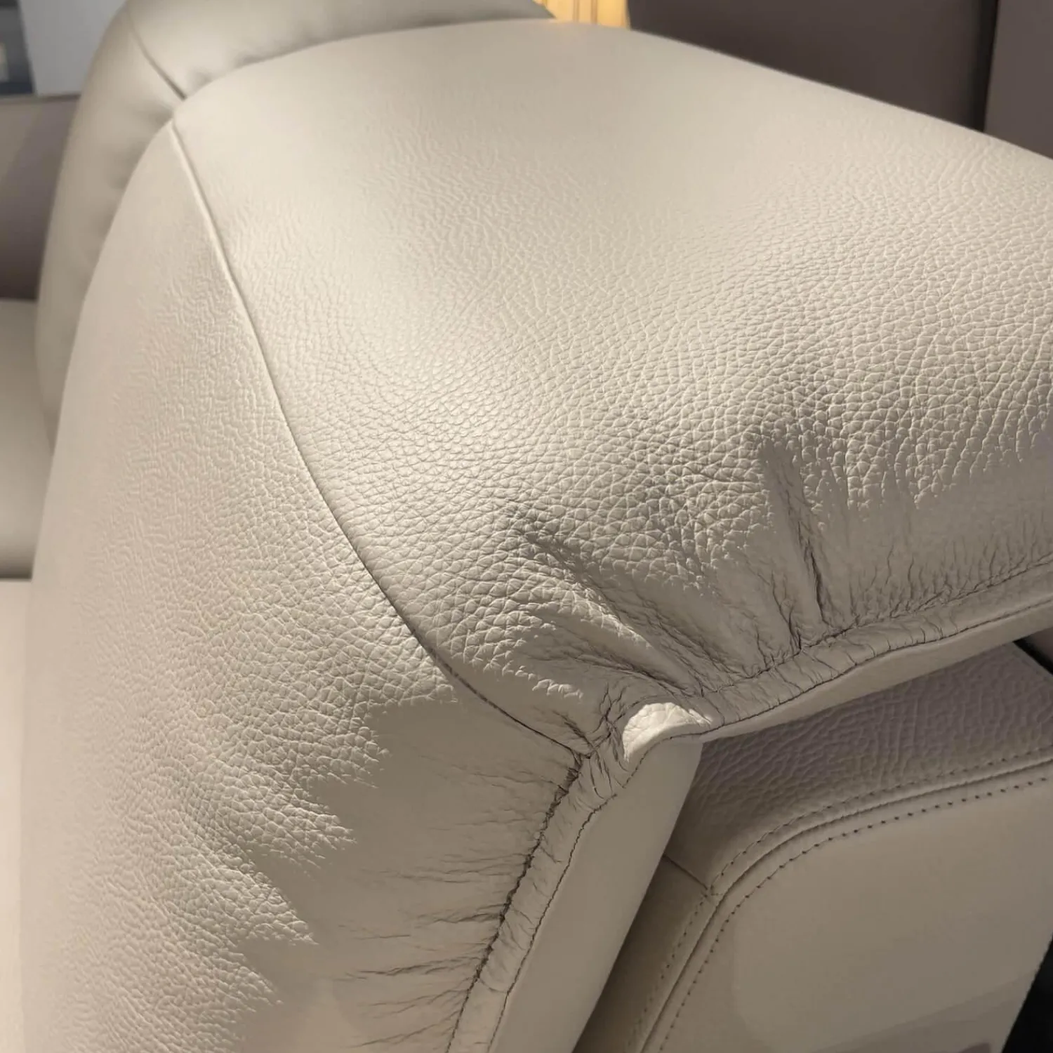 Erpo 2-Sitzer-Sofas|Sofa Avantgarde 965 Bezug Leder 43 210 Pearl Beige Kufe Hochglanz Verchromt