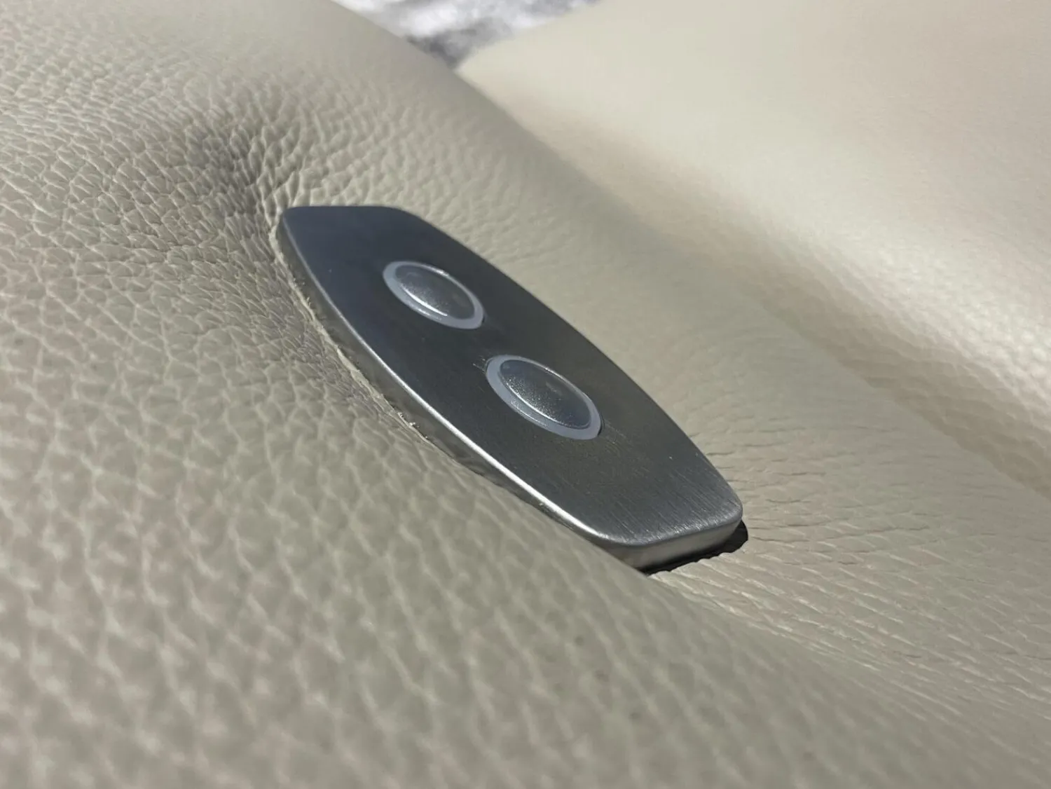 Erpo 2-Sitzer-Sofas|Sofa Avantgarde 965 Leder 43 210 Pearl Beige Grau Kufe Verchromt Mit Funktionen