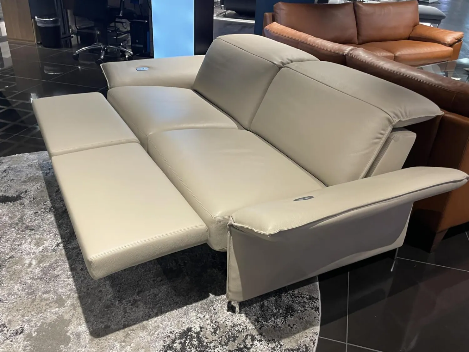 Erpo 2-Sitzer-Sofas|Sofa Avantgarde 965 Leder 43 210 Pearl Beige Grau Kufe Verchromt Mit Funktionen