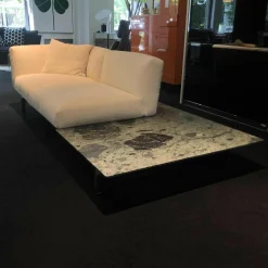 Knoll International 2-Sitzer-Sofas|Sofa Avio Stoff Capraia 01CP Weiß mit Marmortisch