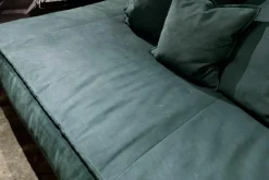 Baxter 3-Sitzer-Sofas|Sofa Budapest Soft Leder Kashmir Jade Petrol Gestell Satiniertes Rohmetall mit 4 Kissen