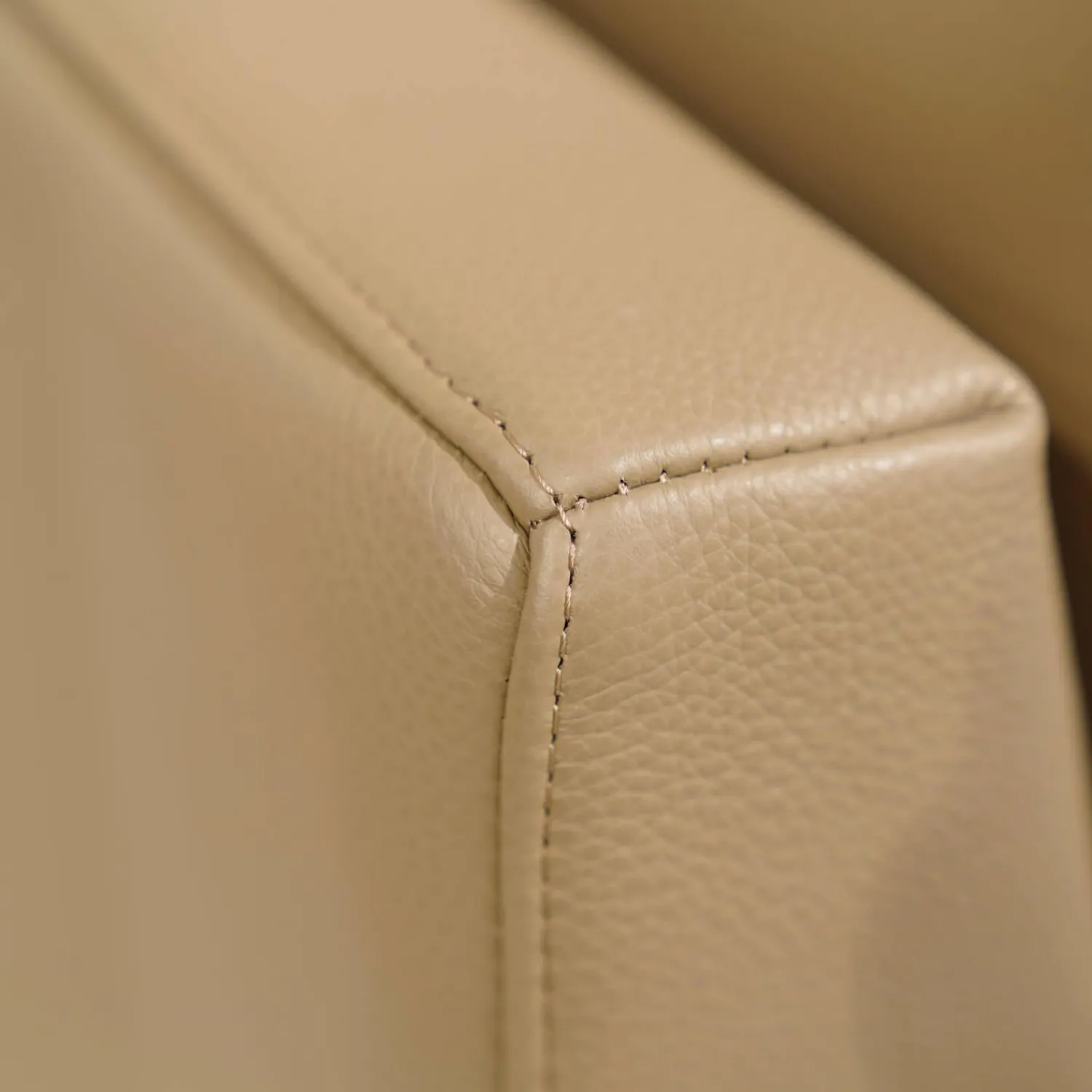 Rolf Benz 2-Sitzer-Sofas|Sofa Cara H-SOB SB168 Bezug Leder 38.102 Beigegrau Inklusive 2 Kissen