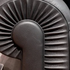 Poltrona Frau 2-Sitzer-Sofas|Sofa Chester Leder Pelle SC 80 Nero Schwarz